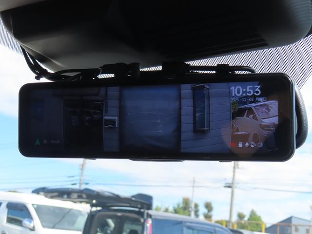 アウトランダーPHEV G 4WD 9型ナビ 全周囲カメラ クリアランスソナー 同一車線運転支援 レーンアシスト パワーシート 衝突被害軽減システム TV オートマチックハイビーム オートライト LEDヘッドランプ(4枚目)