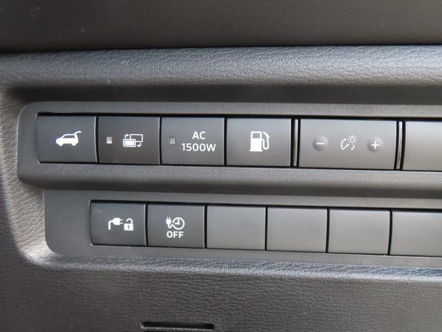 アウトランダーPHEV G 4WD 9型ナビ 全周囲カメラ クリアランスソナー 同一車線運転支援 レーンアシスト パワーシート 衝突被害軽減システム TV オートマチックハイビーム オートライト LEDヘッドランプ(11枚目)