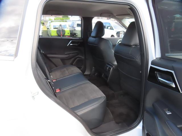 アウトランダーPHEV G 4WD 9型ナビ 全周囲カメラ クリアランスソナー 同一車線運転支援 レーンアシスト パワーシート 衝突被害軽減システム TV オートマチックハイビーム オートライト LEDヘッドランプ(28枚目)