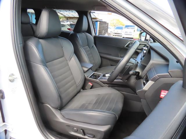 アウトランダーPHEV G 4WD 9型ナビ 全周囲カメラ クリアランスソナー 同一車線運転支援 レーンアシスト パワーシート 衝突被害軽減システム TV オートマチックハイビーム オートライト LEDヘッドランプ(37枚目)