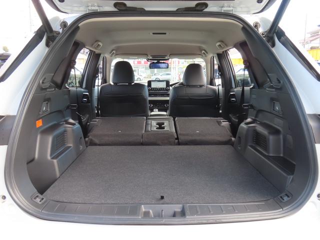 アウトランダーPHEV G 4WD 9型ナビ 全周囲カメラ クリアランスソナー 同一車線運転支援 レーンアシスト パワーシート 衝突被害軽減システム TV オートマチックハイビーム オートライト LEDヘッドランプ(40枚目)