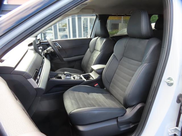 アウトランダーPHEV G 4WD 9型ナビ 全周囲カメラ クリアランスソナー 同一車線運転支援 レーンアシスト パワーシート 衝突被害軽減システム TV オートマチックハイビーム オートライト LEDヘッドランプ(41枚目)