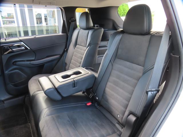 アウトランダーPHEV G 4WD 9型ナビ 全周囲カメラ クリアランスソナー 同一車線運転支援 レーンアシスト パワーシート 衝突被害軽減システム TV オートマチックハイビーム オートライト LEDヘッドランプ(46枚目)