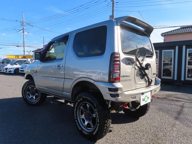 ジムニー ランドベンチャー 4WD タニグチリフトアップ MRSチャンバー フジツボマフラー 前後ショートバンパー エアクリーナー ドラレコ ETC バックカメラ ナビ TV キーレ シートヒーター AT Bluetooth(16枚目)