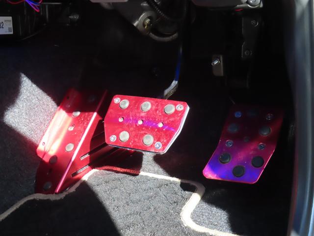 ジムニー ランドベンチャー 4WD タニグチリフトアップ MRSチャンバー フジツボマフラー 前後ショートバンパー エアクリーナー ドラレコ ETC バックカメラ ナビ TV キーレ シートヒーター AT Bluetooth(43枚目)