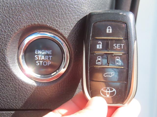 アルファード ２．５Ｓ　Ｃパッケージ　ドラレコ　バックカメラ　１０型ナビ　ＴＶ　１２．１型天吊モニター　カールソン２１ＡＷ　車高調　追従クルーズコントロール　レーンアシスト　衝突被害軽減システム　Ｗ電動ドア　ＬＥＤランプ　フルエアロ（10枚目）