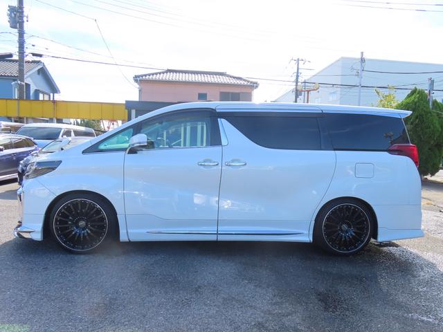 アルファード ２．５Ｓ　Ｃパッケージ　ドラレコ　バックカメラ　１０型ナビ　ＴＶ　１２．１型天吊モニター　カールソン２１ＡＷ　車高調　追従クルーズコントロール　レーンアシスト　衝突被害軽減システム　Ｗ電動ドア　ＬＥＤランプ　フルエアロ（66枚目）