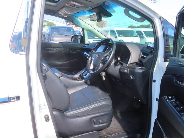 アルファード ２．５Ｓ　Ｃパッケージ　ドラレコ　バックカメラ　１０型ナビ　ＴＶ　１２．１型天吊モニター　カールソン２１ＡＷ　車高調　追従クルーズコントロール　レーンアシスト　衝突被害軽減システム　Ｗ電動ドア　ＬＥＤランプ　フルエアロ（69枚目）