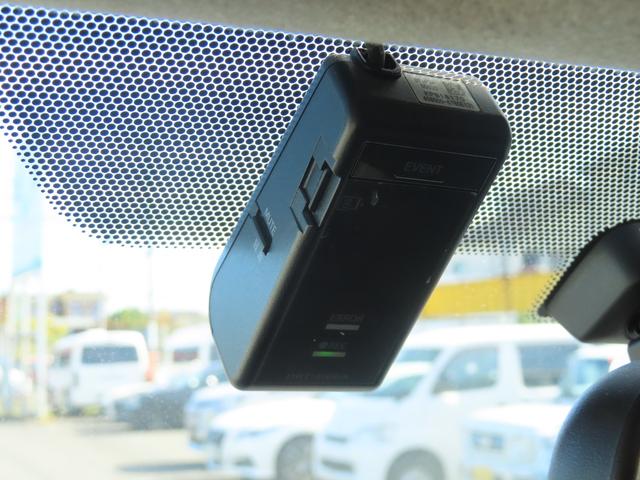 ハイエースバン スーパーGL ダークプライム 社外ショック ドライブレコーダー バックカメラ ナビ TV 両側スライドドア オートライト スマートキー 電動格納ミラー 後席モニター AT アルミホイール Bluetooth 100V電源 エアコン(8枚目)