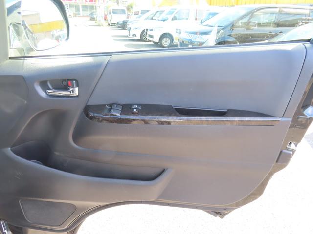 ハイエースバン スーパーGL ダークプライム 社外ショック ドライブレコーダー バックカメラ ナビ TV 両側スライドドア オートライト スマートキー 電動格納ミラー 後席モニター AT アルミホイール Bluetooth 100V電源 エアコン(28枚目)