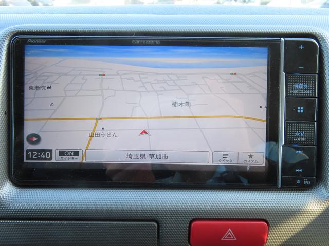 ハイエースバン ロングスーパーＧＬプライムセレ　バックカメラ　ナビ　ＴＶ　両側スライドドア　電動格納ミラー　後席モニター　ＡＴ　アルミホイール　ＣＤ　ＵＳＢ　ミュージックプレイヤー接続可　Ｂｌｕｅｔｏｏｔｈ　１００Ｖ電源　エアコン　パワーウィンドウ（4枚目）