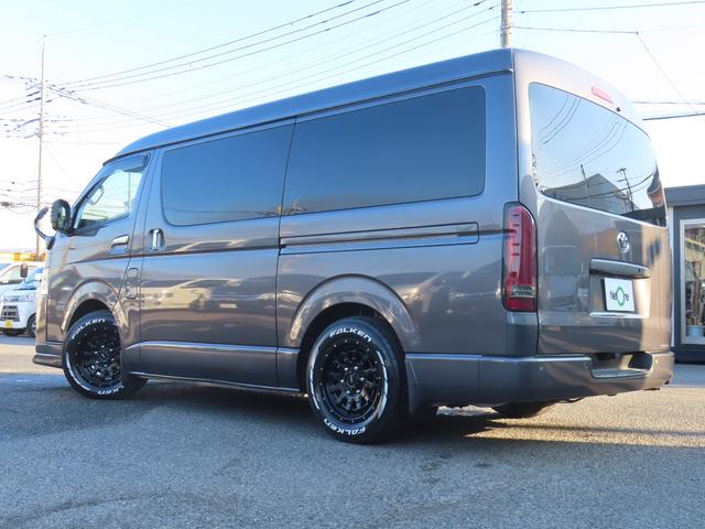 ハイエースバン ロングワイドスーパーＧＬ　ＥＴＣ　ナビ　ＴＶ　クリアランスソナー　衝突被害軽減システム　両側電動スライドドア　オートマチックハイビーム　スマートキー　後席モニター　ＣＶＴ　Ｂｌｕｅｔｏｏｔｈ　ＥＳＣ　エアコン　パワーウィンドウ（17枚目）