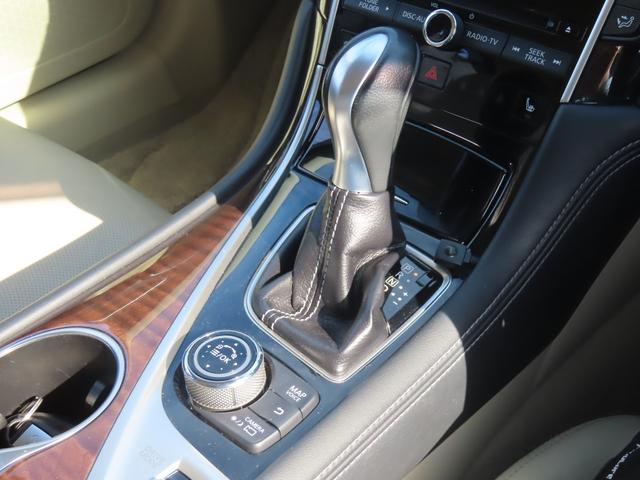 スカイライン ３５０ＧＴ　ハイブリッド　タイプＳＰ　ＲＡＹＳ２０ＡＷ　ローダウン　ドライブレコーダー　ＥＴＣ　オートクルーズコントロール　全周囲カメラ　ナビ　ＴＶ　オートライト　ＬＥＤヘッドランプ　ＡＴ　スマートキー　電動格納ミラー　盗難防止システム（7枚目）