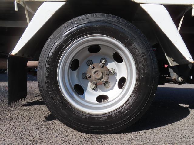 アトラストラック スーパーロー 600kgパワーゲート メッキグリル 同色バンパー MT 後輪ダブル ETC ナビ TV 電動格納ミラー エアコン パワーウィンドウ 運転席エアバッグ CD Bluetooth(22枚目)