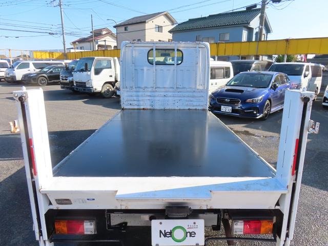 アトラストラック スーパーロー 600kgパワーゲート メッキグリル 同色バンパー MT 後輪ダブル ETC ナビ TV 電動格納ミラー エアコン パワーウィンドウ 運転席エアバッグ CD Bluetooth(45枚目)