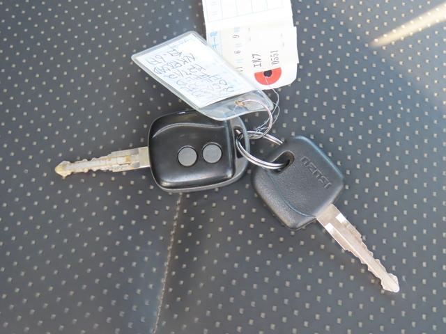 エルフトラック ダンプ MT 後輪ダブル ETC キーレスエントリー 電動格納ミラー ABS ESC エアコン パワーウィンドウ 運転席エアバッグ(10枚目)