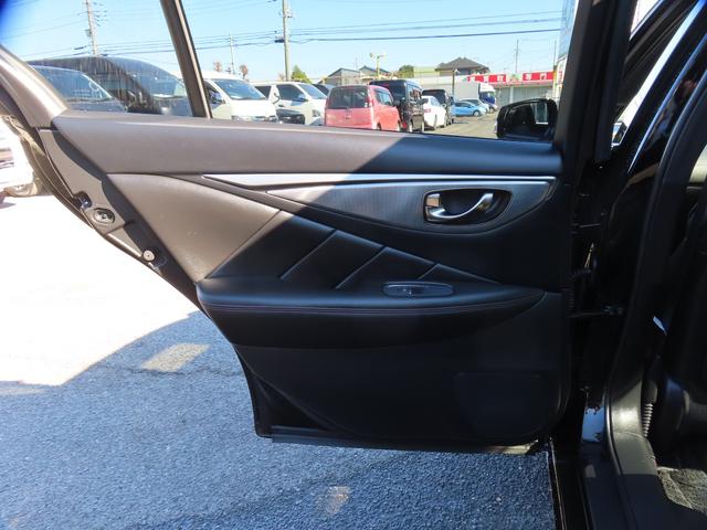 スカイライン 400R ドライブレコーダー クリアランスソナー レーンアシスト オートクルーズコントロール 衝突被害軽減システム 全周囲カメラ ナビ TV アルミホイール オートライト LEDヘッドランプ サンルーフ AT(55枚目)