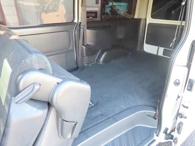 ハイエースバン スーパーGL ダークプライム 4WD ドライブレコーダー ETC バックカメラ ナビ TV 両側スライドドア オートライト スマートキー AT アルミホイール CD Bluetooth 100V電源 エアコン(37枚目)