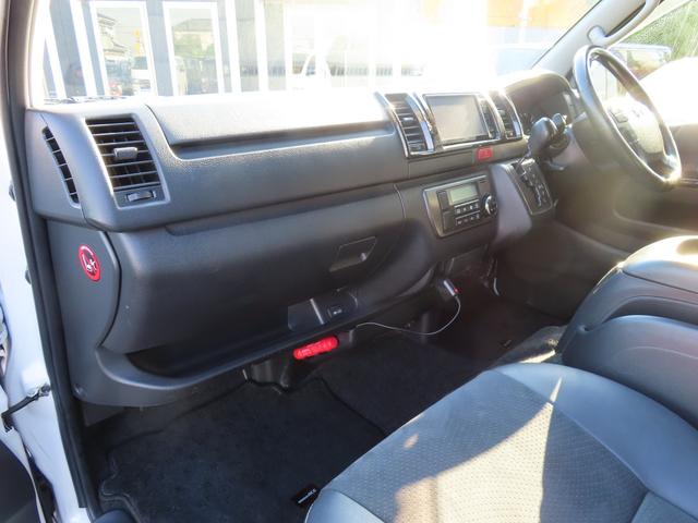 ハイエースバン スーパーGL ダークプライム 4WD ドライブレコーダー ETC バックカメラ ナビ TV 両側スライドドア オートライト スマートキー AT アルミホイール CD Bluetooth 100V電源 エアコン(38枚目)