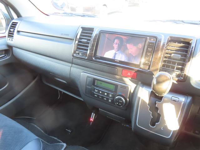 ハイエースバン スーパーGL ダークプライム 4WD ドライブレコーダー ETC バックカメラ ナビ TV 両側スライドドア オートライト スマートキー AT アルミホイール CD Bluetooth 100V電源 エアコン(40枚目)