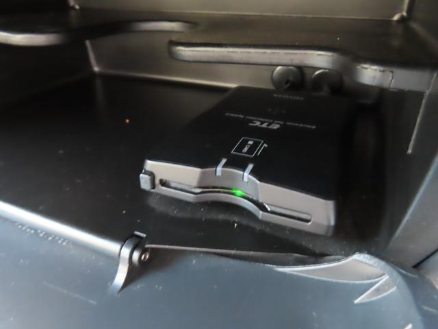 サクシードワゴン ＴＸ　Ｇパッケージ　４ＷＤ　ＥＴＣ　ナビ　ＴＶ　オートクルーズコントロール　電動格納ミラー　ＡＴ　衝突安全ボディ　ＡＢＳ　エアコン　パワーステアリング　パワーウィンドウ（4枚目）