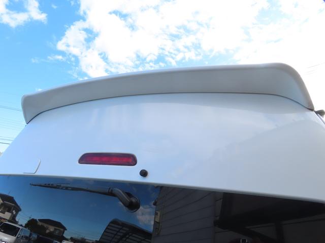 ハイエースワゴン グランドキャビン　ＤＥＬＦ１７ＡＷ　コブラテールレンズ　フロントリップ　ＥＴＣ　バックカメラ　ナビ　ＴＶ　電動スライドドア　オートライト　スマートキー　後席モニター　ＡＴ　Ｂｌｕｅｔｏｏｔｈ　１００Ｖ電源（24枚目）