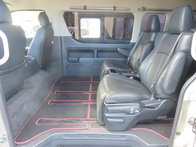 ハイエースワゴン グランドキャビン　ＤＥＬＦ１７ＡＷ　コブラテールレンズ　フロントリップ　ＥＴＣ　バックカメラ　ナビ　ＴＶ　電動スライドドア　オートライト　スマートキー　後席モニター　ＡＴ　Ｂｌｕｅｔｏｏｔｈ　１００Ｖ電源（41枚目）