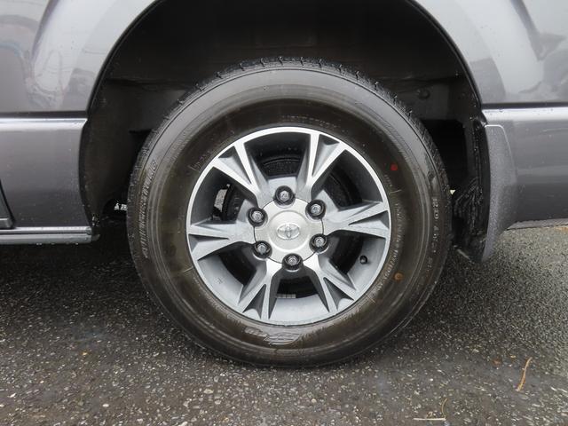 ハイエースバン ロングスーパーＧＬ　４ＷＤ　ドライブレコーダー　ＥＴＣ　バックカメラ　ナビ　ＴＶ　クリアランスソナー　両側電動スライドドア　スマートキー　電動格納ミラー　後席モニター　ＡＴ　アルミホイール　ブルーレイ　ＵＳＢ（20枚目）