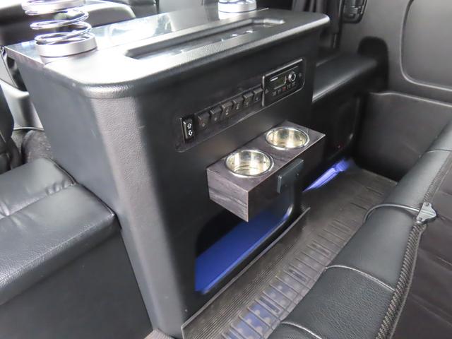 ハイエースバン ロングスーパーＧＬ　４ＷＤ　ドライブレコーダー　ＥＴＣ　バックカメラ　ナビ　ＴＶ　クリアランスソナー　両側電動スライドドア　スマートキー　電動格納ミラー　後席モニター　ＡＴ　アルミホイール　ブルーレイ　ＵＳＢ（51枚目）