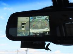 �������ϥ����ۿ��夫��֤򸫤��褦�˥�˥����ǳ�ǧ���Ǥ��롣����ºݤμ֤��δ����ƤߤƤ��������� 4