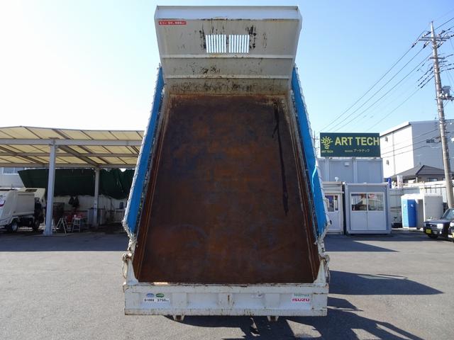 土砂ダンプ 極東開発 標準幅 ベッドレス 3750kg積み(7枚目)