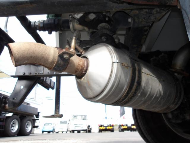 　散水車　４０００Ｌ　酒井重工業製　ＳＴ４ＭＢ－１　前方圧力散水　後方重力散水　吸水作動可　給水ホース付　ワイド　セミロング　１７５馬力(45枚目)