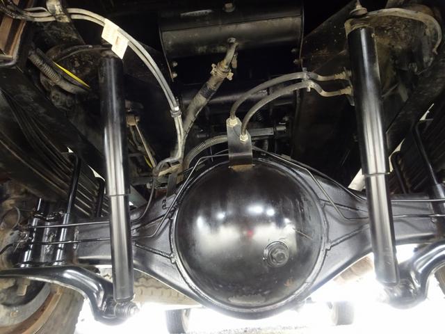 ヒノレンジャー 　土砂ダンプ　３４５０ｋｇ積載　新明和工業製　電動コボレーン付　容積約２．３８ｍ３　角底一方開　標準幅　ベッド付　　アドブルー不要（9枚目）