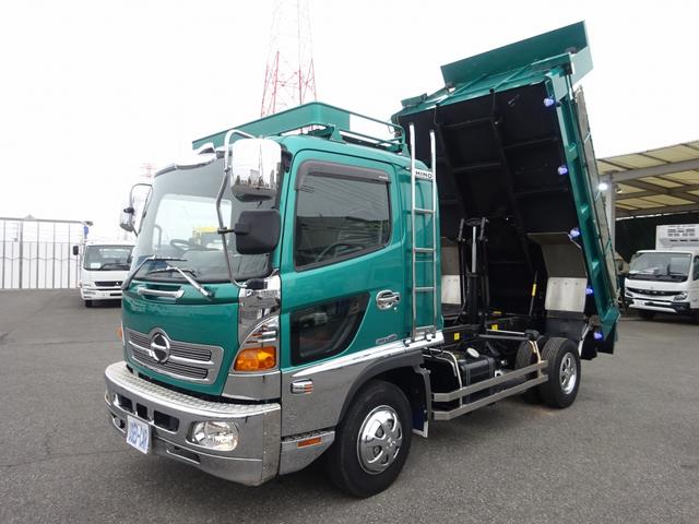 ヒノレンジャー 　土砂ダンプ　３４５０ｋｇ積載　新明和工業製　電動コボレーン付　容積約２．３８ｍ３　角底一方開　標準幅　ベッド付　　アドブルー不要（37枚目）
