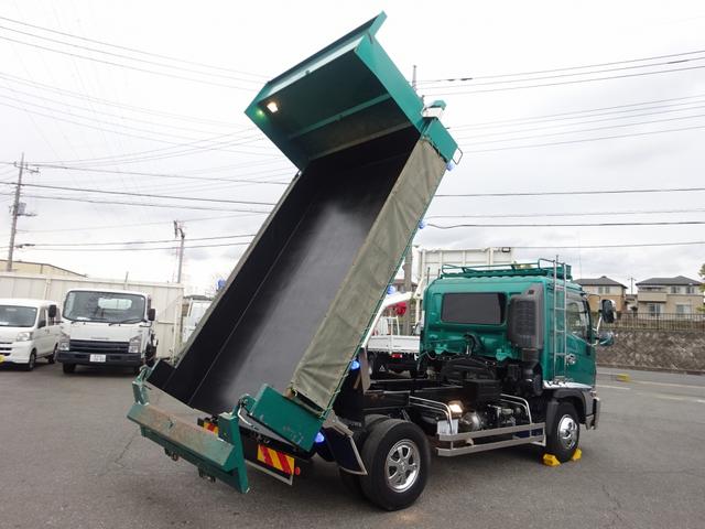 ヒノレンジャー 　土砂ダンプ　３４５０ｋｇ積載　新明和工業製　電動コボレーン付　容積約２．３８ｍ３　角底一方開　標準幅　ベッド付　　アドブルー不要（38枚目）