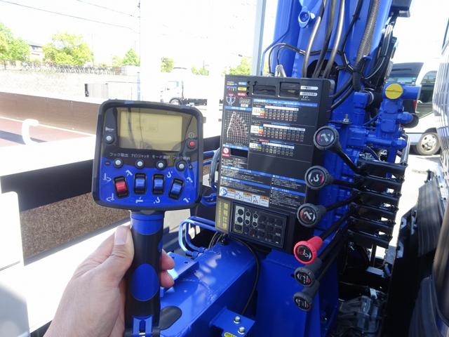デュトロ 　４段クレーン付　３トン積載　タダノ　警報仕様　ワイド　超ロング　４．３ｍボディ　高床　木製あおり５方開　アドブルー不要　準中型７．５ｔ免許（20枚目）