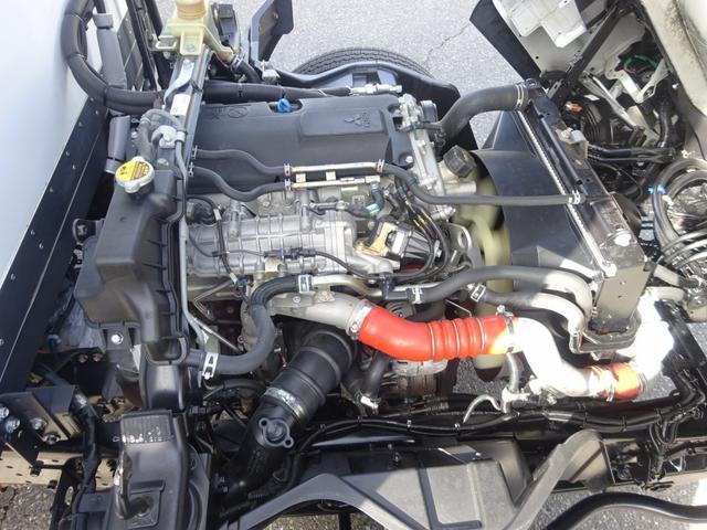 キャンター 　低温冷凍車　－３０〜３０℃設定　東プレ　スタンバイ機能付　左サイドドア　床アルミ縞板張り　リヤ３枚観音式扉　ワイド　ロング　高床　２ｔ積載　ラッシング２段（10枚目）