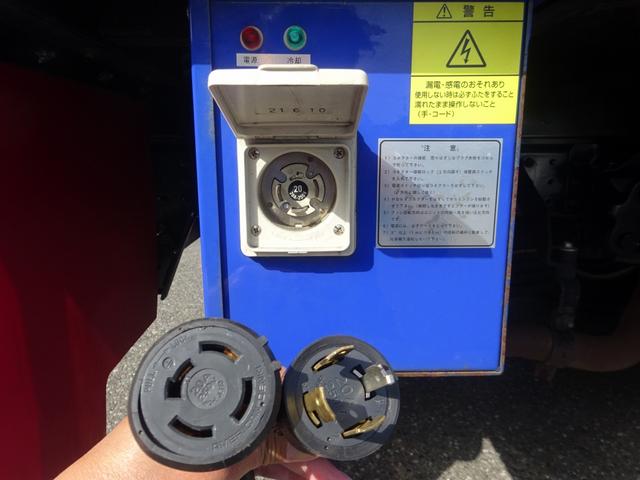 キャンター 　低温冷凍車　－３０〜３０℃設定　東プレ　スタンバイ機能付　左サイドドア　床アルミ縞板張り　リヤ３枚観音式扉　ワイド　ロング　高床　２ｔ積載　ラッシング２段（11枚目）