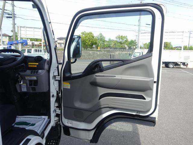 キャンター 　低温冷凍車　－３０〜３０℃設定　東プレ　スタンバイ機能付　左サイドドア　床アルミ縞板張り　リヤ３枚観音式扉　ワイド　ロング　高床　２ｔ積載　ラッシング２段（46枚目）