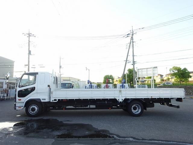 ファイター 　増トン　平ボディ　ＰＴＯ付　パブコ製　８．４トン積載　７．２ｍボディ　ワイド　ベッド付　木製あおり５方開　リヤリーフサス　床板張り　２４０馬力（18枚目）