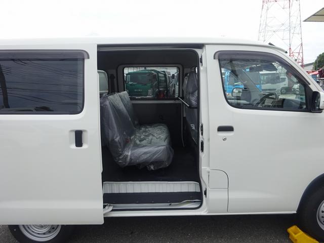 グランマックスカーゴ ＧＬ　２人乗り時７５０ｋｇ積載　ＧＬグレード　後列左右スライドドア　ガソリン車　ＡＴ　普通自動車免許対応　衝突回避支援システム　リヤコーナーセンサー（13枚目）
