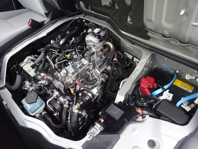 ハイエースコミューター 　１４人乗りバス　ＧＬグレード　ワイド　ハイルーフ　スーパーロング　左パワースライドドア　デジタルインナーミラー　ＡＴ車　ディーゼル（10枚目）