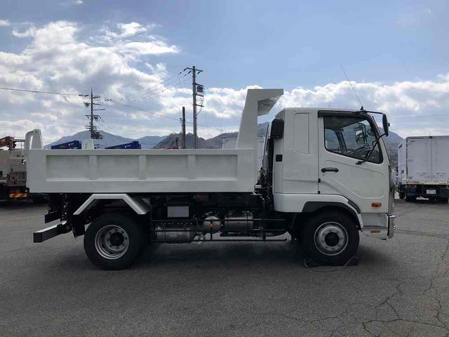 ファイター 　増トン　土砂ダンプ　新明和工業製　７．９トン積載　容積４．０ｍ３　標準幅　ベッド付　３．４ｍボディ　角底　強化一方開　２４０馬力（44枚目）