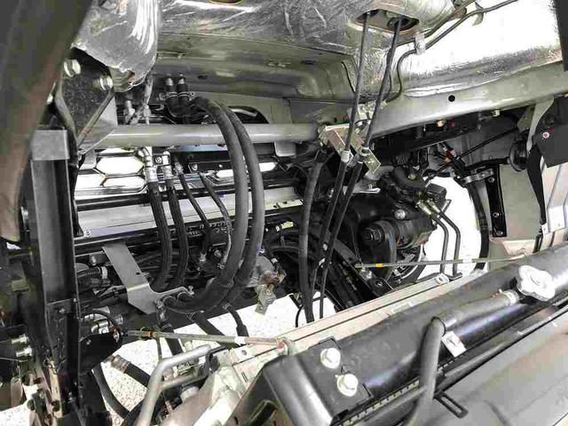 ファイター 　増トン　土砂ダンプ　新明和工業製　７．９トン積載　容積４．０ｍ３　標準幅　ベッド付　３．４ｍボディ　角底　強化一方開　２４０馬力（52枚目）