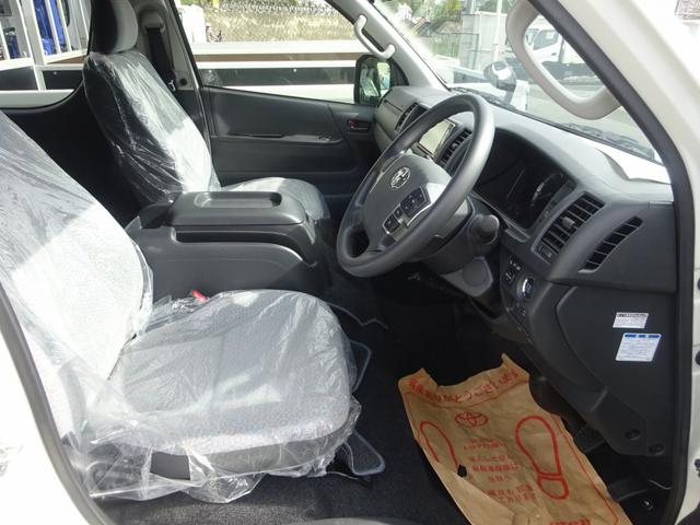 ハイエースコミューター マイクロバス 14人乗り GLグレード ワイド スーパーロング 左パワースライドドア デジタルインナーミラー パノラミックビューモニター AT 軽油(8枚目)