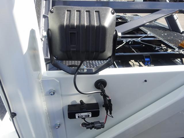キャンター 2台積み積載車 古河ユニック製 3.5トン積載 スーパーツインキャリアネオ ラジコン ウインチ付 ワイド幅 超ロング 高床 175馬力 油圧式リアゲート(69枚目)