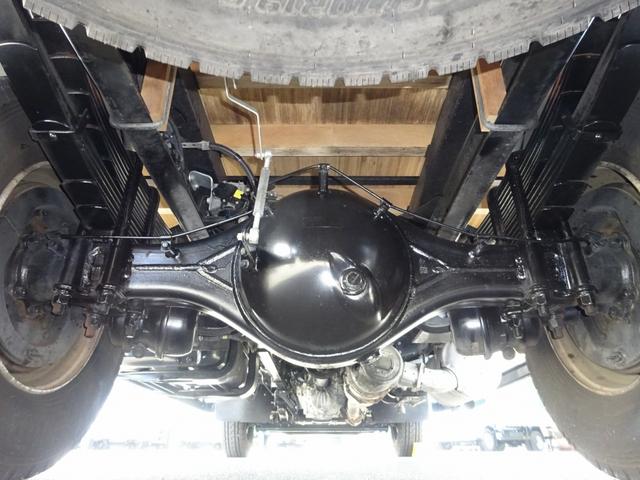 ファイター 　増トン　アルミブロック平ボディ　８．５トン積載　５方開あおり　トーヨーボデー製　床ステンレス張り　ボディ長５．７７ｍ　ワイド幅　ベッドレス（9枚目）