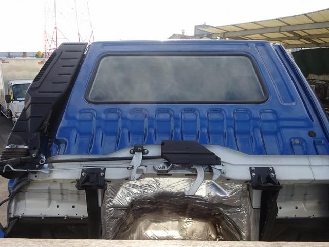 ファイター 　増トン　アルミブロック平ボディ　８．５トン積載　５方開あおり　トーヨーボデー製　床ステンレス張り　ボディ長５．７７ｍ　ワイド幅　ベッドレス（26枚目）