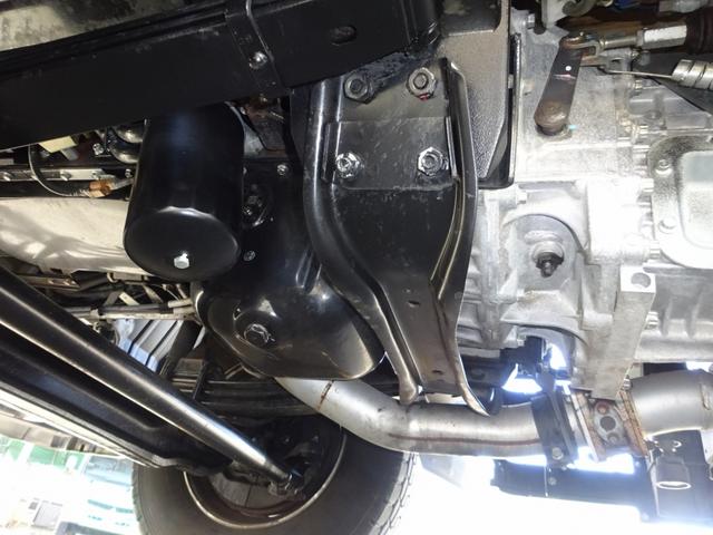 ファイター 　増トン　アルミブロック平ボディ　８．５トン積載　５方開あおり　トーヨーボデー製　床ステンレス張り　ボディ長５．７７ｍ　ワイド幅　ベッドレス（32枚目）