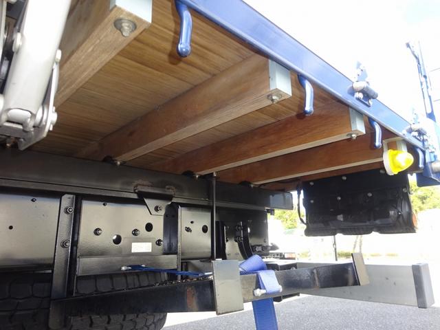 ファイター 　増トン　アルミブロック平ボディ　８．５トン積載　５方開あおり　トーヨーボデー製　床ステンレス張り　ボディ長５．７７ｍ　ワイド幅　ベッドレス（39枚目）
